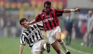 转会期意甲焦点战；AC米兰更衣室发声；话题不断；阵容厚度经受考验的简单介绍