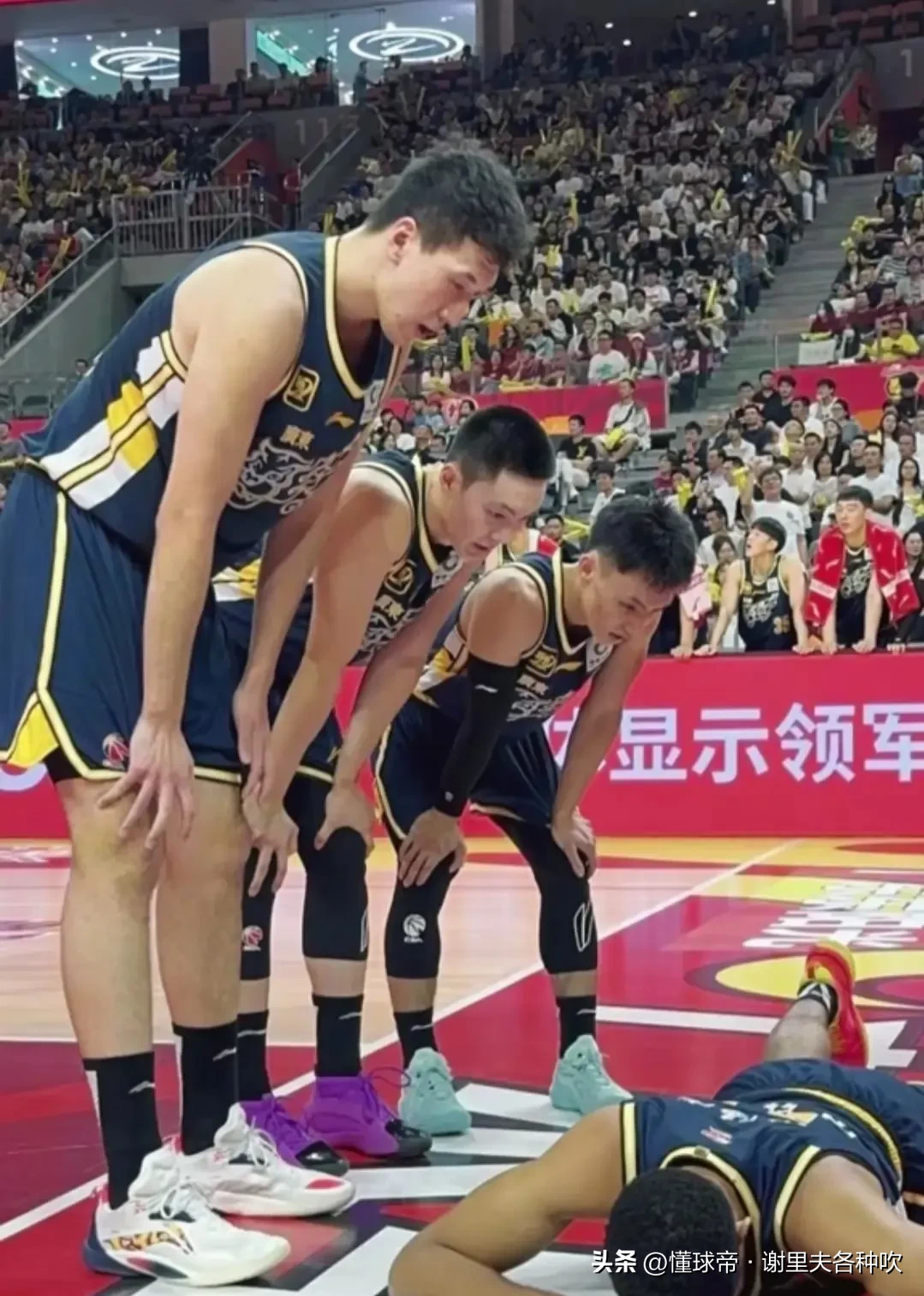 星空综合体育 -社区盾冲刺阶段再迎强敌，广东宏远刷新队史纪录，主帅态度——气氛紧张，临场指挥获称赞的简单介绍